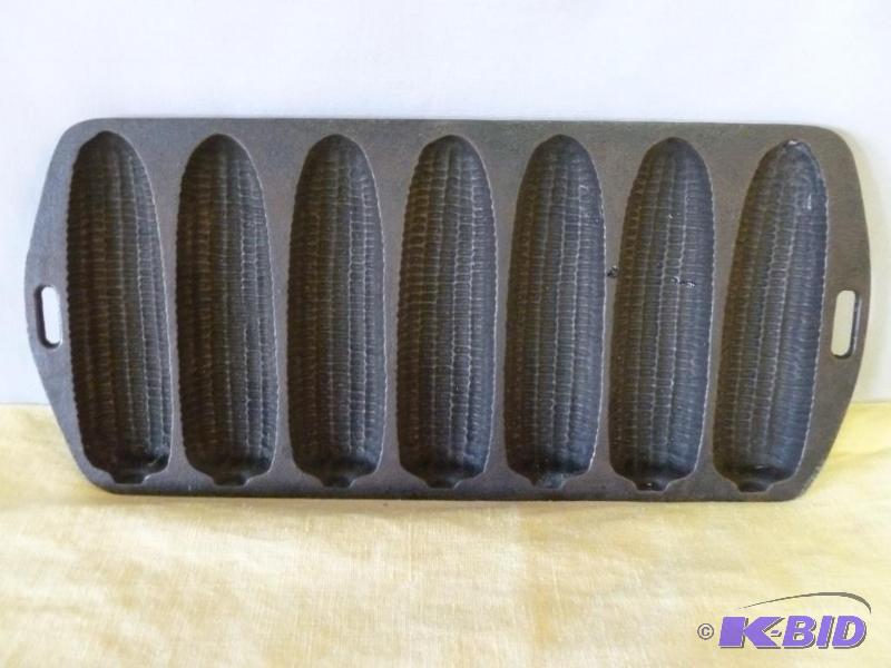 Nice cast iron corn bread pan that measures 1...