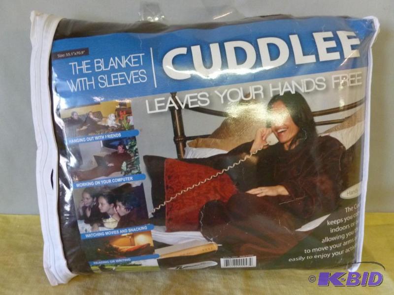 Cuddlee &quot The Blanket With Sleeves &quot...
