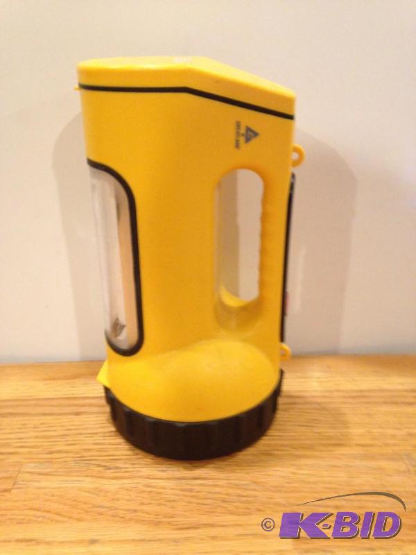 lot 33 image: Greatland Multiuse Flashlight