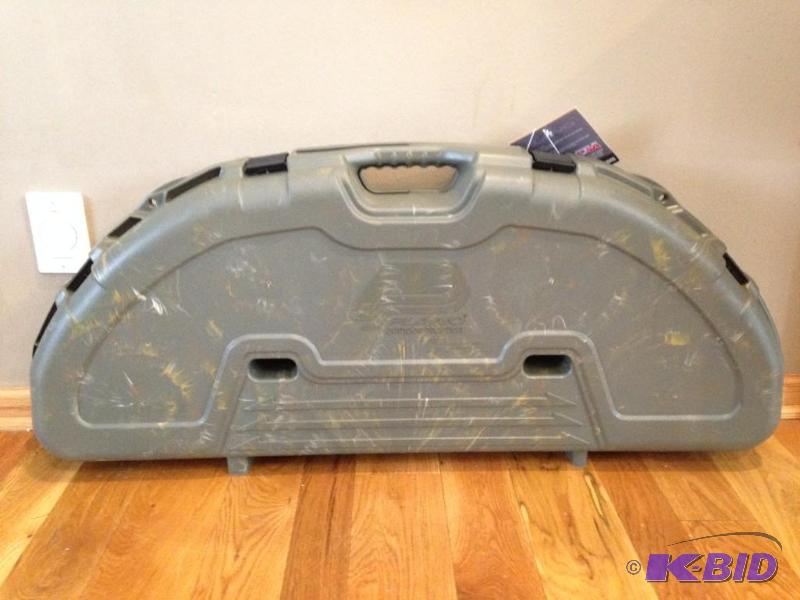 lot 9 image: Plano Compound Bow Case