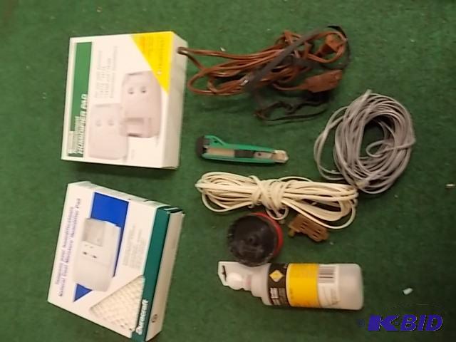 Box Lot Of Humidifier Replacment Pads, Extens...