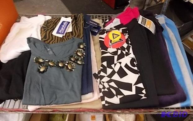 Lot Of Ladies Size 6 &amp 8 Pants, Size S Ex...