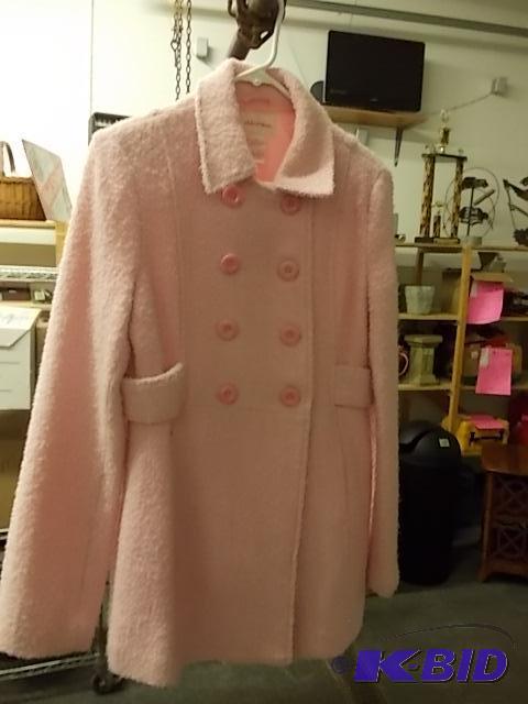 Size Small Ladies Pink Coat...