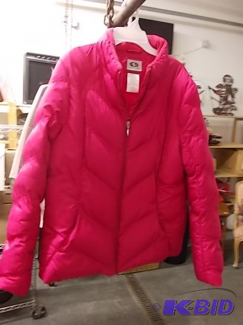 Hot Pink Size Medium Ladies Ski Jacket...