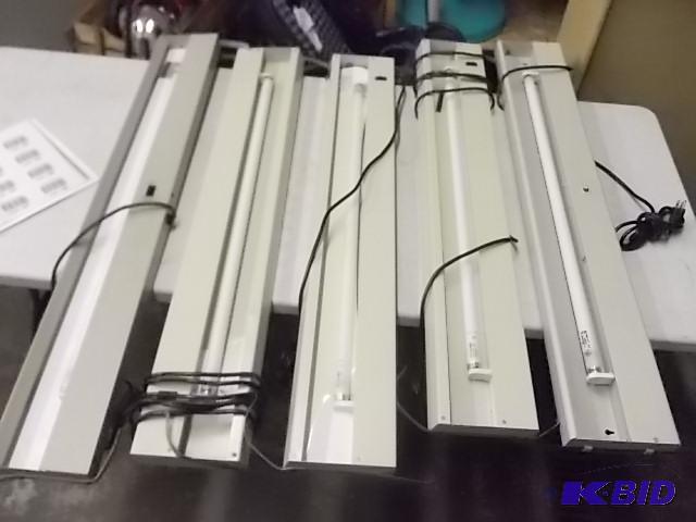 5-Under The Counter Fluorescent&nbspLight Fi...