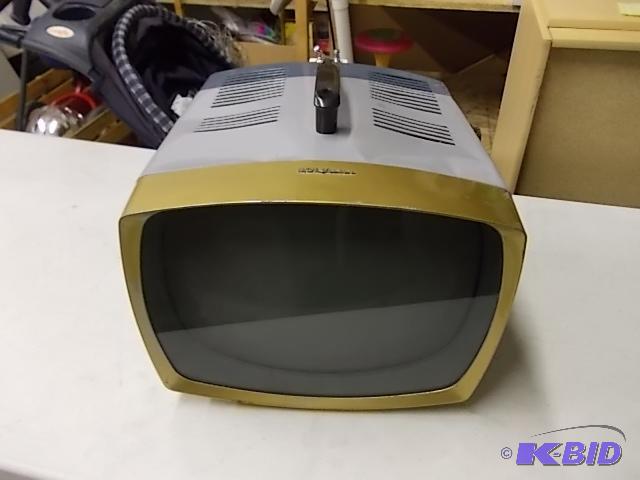 Old RCA Victor Black &amp White Model 170P13...