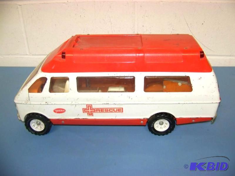 lot 43 image: VintageCollectible, Tonka Trucks, Rescue Van  Ambulance