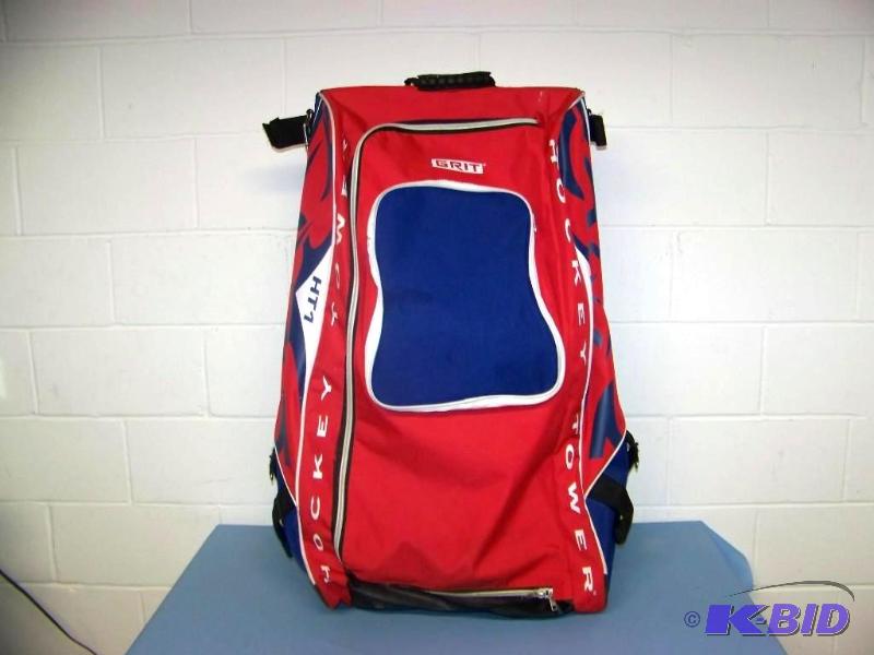 lot 6 image: Grit, Hockey TowerBag on Wheels