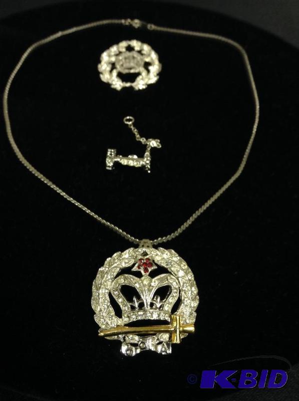 lot 48 image: Lots of Vintage crown and swordrhinestone jewelry and rhinestone gavel Tie Tack