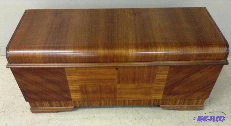 Vintage Roos Sweetheart cedar chest The Ruth Martinson Antique