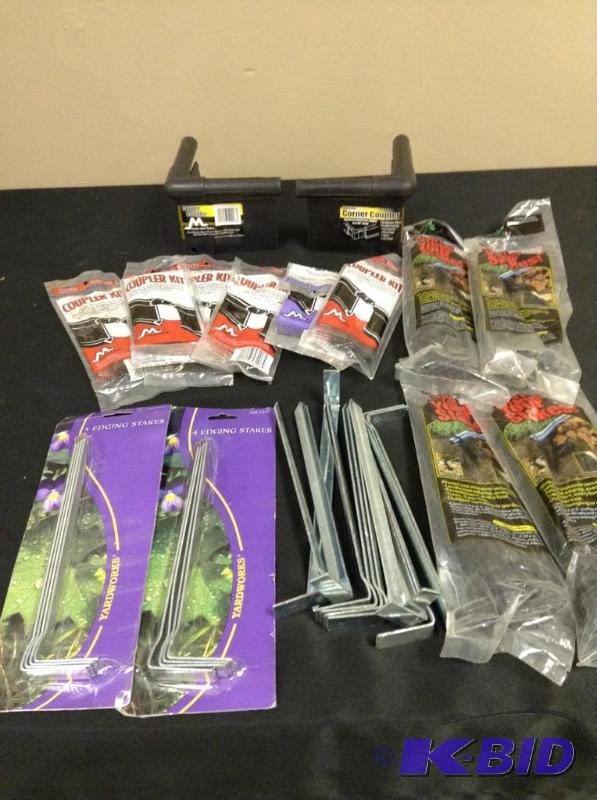 lot 166 image: Lot of two jumper cables and auto emergency light