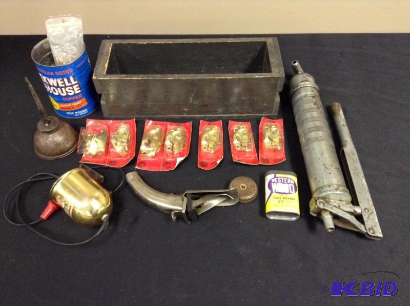 lot 29 image: Misc Hardware And Tools
