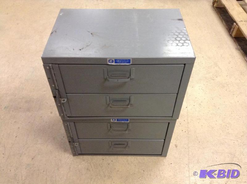 lot 3 image: Adrian Steel Co Metal Drawer Cabinet
