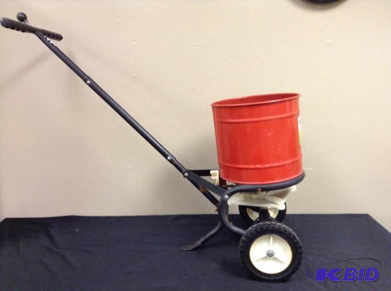 lot 35 image: Sears broadcast lawn spreader