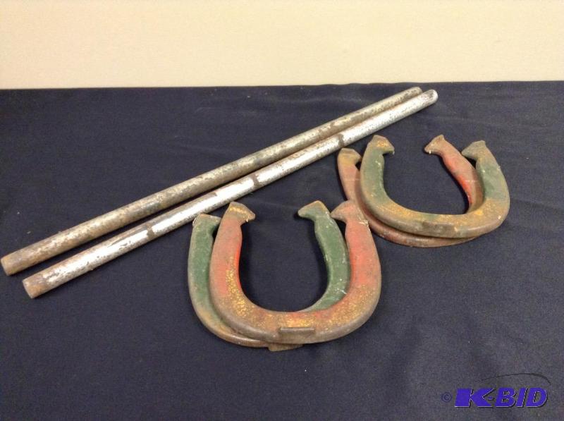 lot 40 image: Horseshoe set with two steaks and four horseshoes