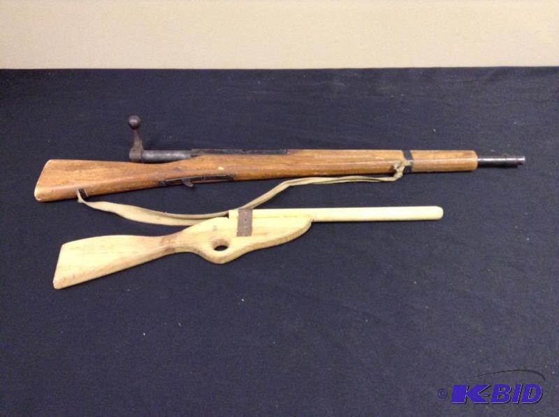 lot 43 image: Lot of two vintage wood toy guns