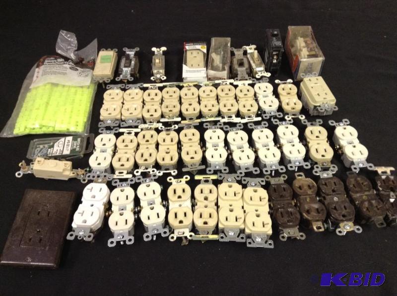 lot 49 image: Huge lot of electrical parts