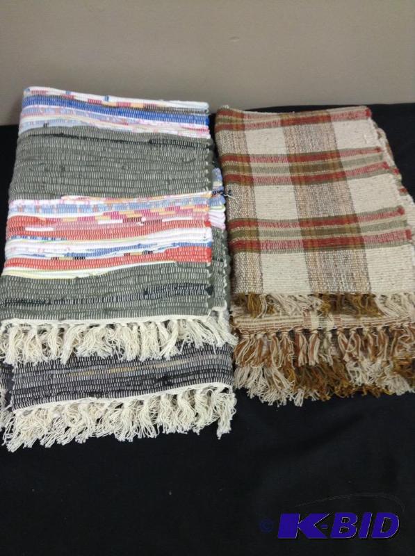 lot 85 image: Lot of 5 new woven throw rugs