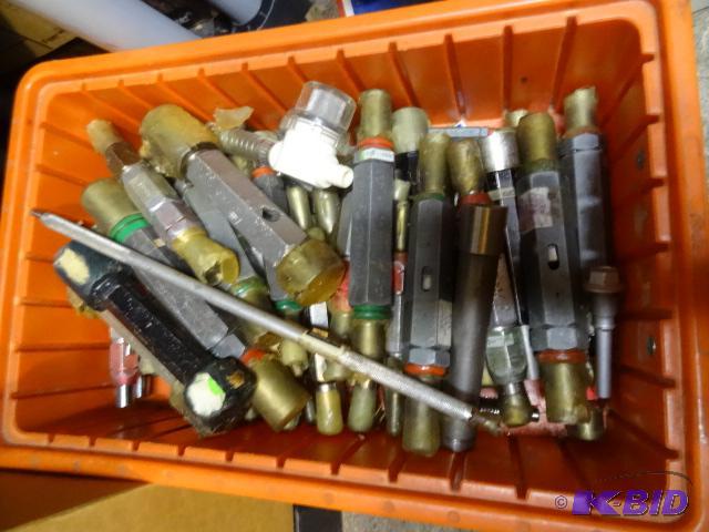 lot 148 image: Large Lot of Go  No Go Thread Gauges...