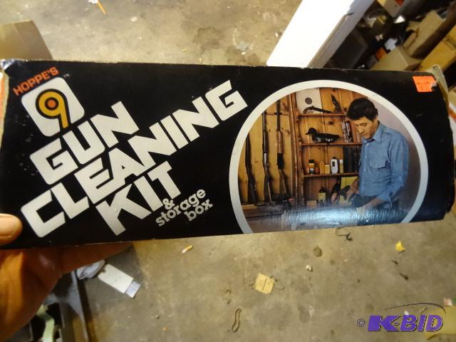 lot 177 image: Hopes Gun Cleaning Kit...