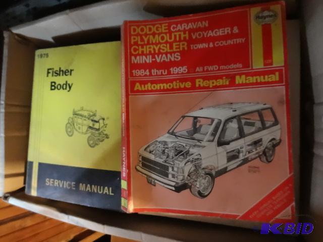 lot 186 image: Misc Auto Service Manuals...