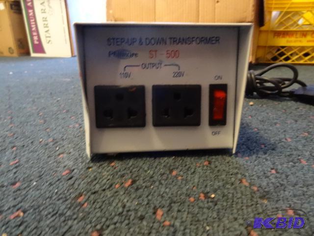 lot 59 image: Philmore ST-500 Step Up  Step Down Transform...