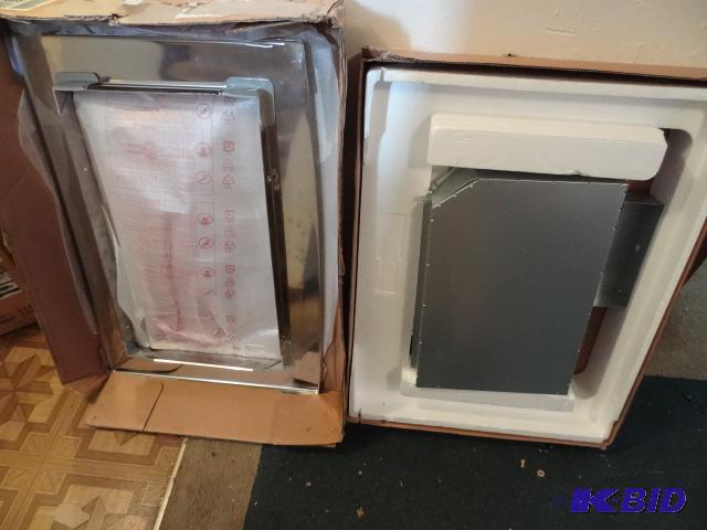 lot 93 image: SS Microwave Oven Trim Kit. JX1530...