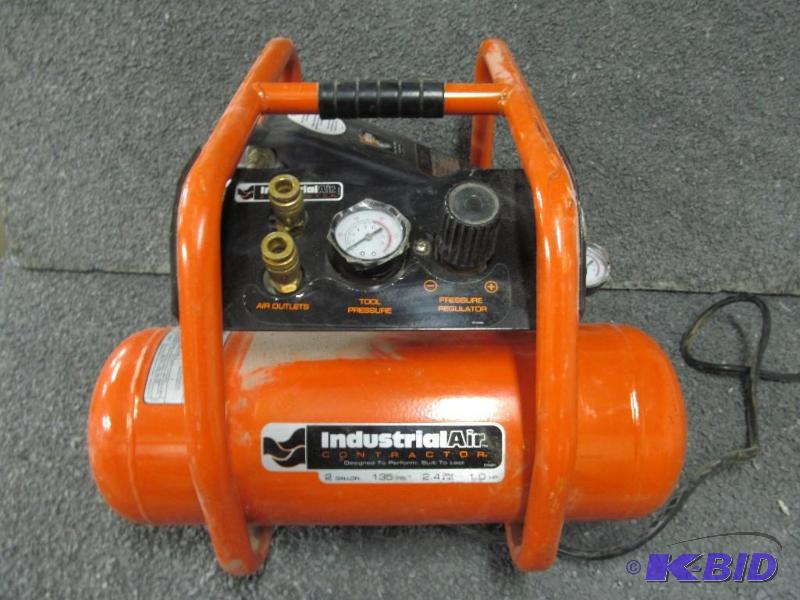 lot 103 image: IndustrialAir Air Compressor