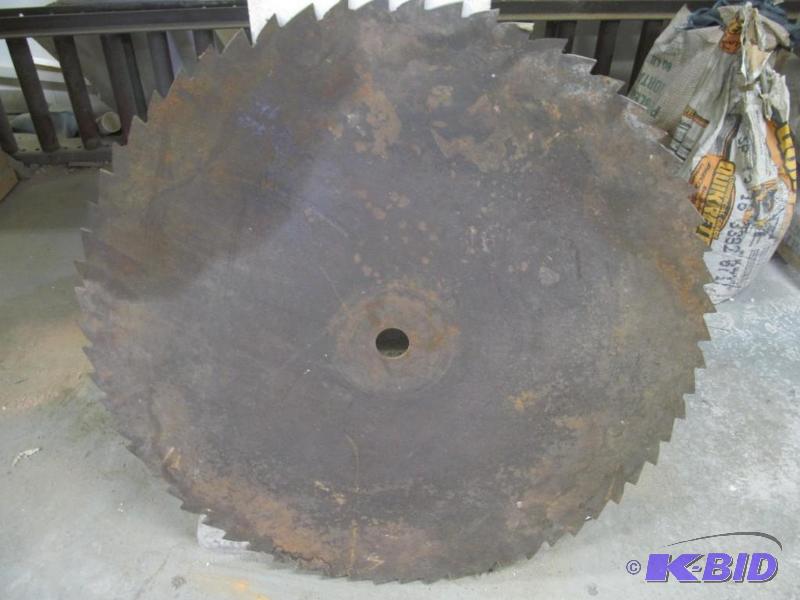 lot 13 image: Saw Blade, Vintage