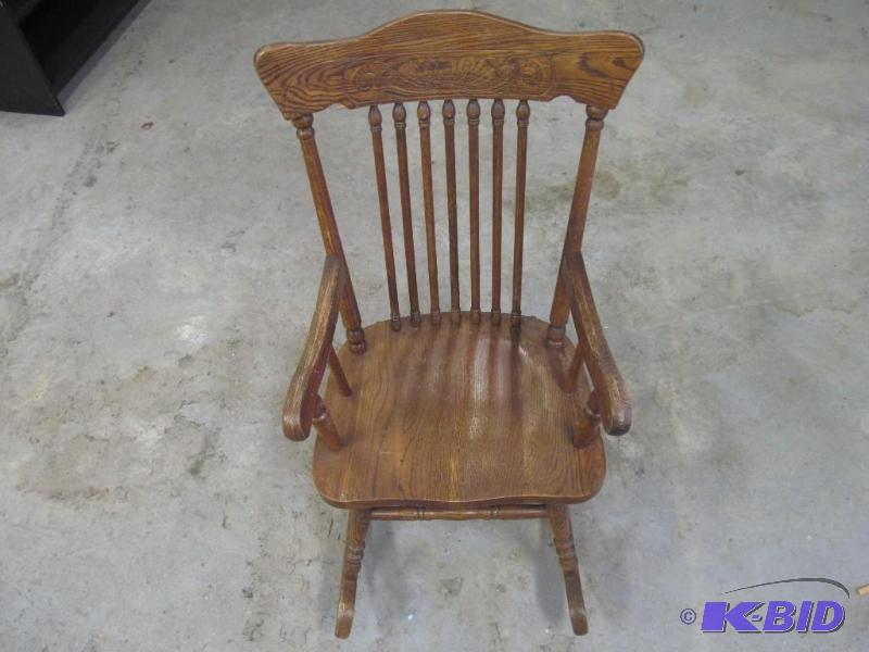 lot 45 image: Childrens Wooden Rocking Chair