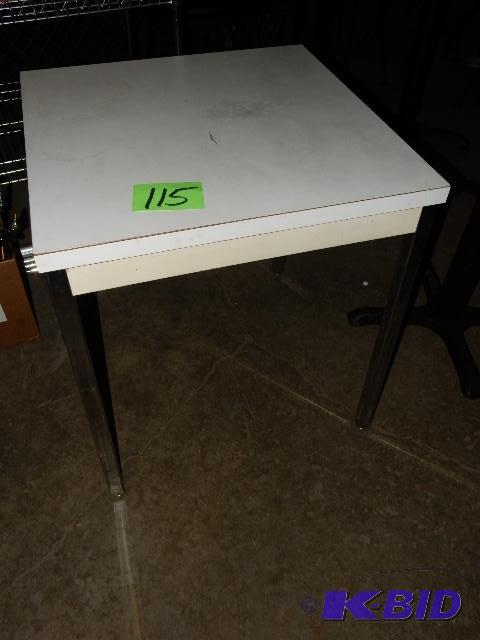 lot 115 image: Utility table