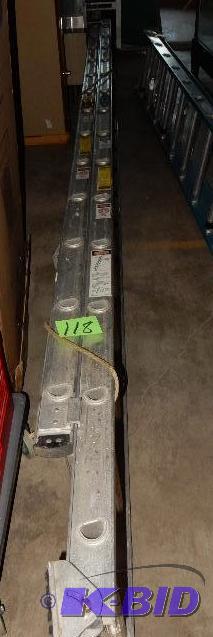 lot 118 image: WERNER, 28 ft Extension Ladder
