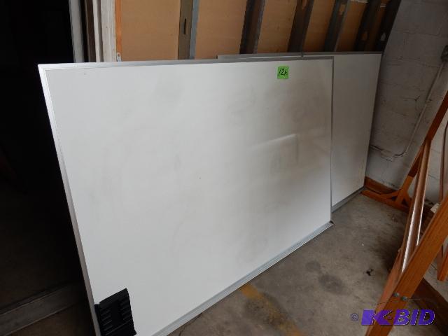 lot 126 image: 2, white Boards