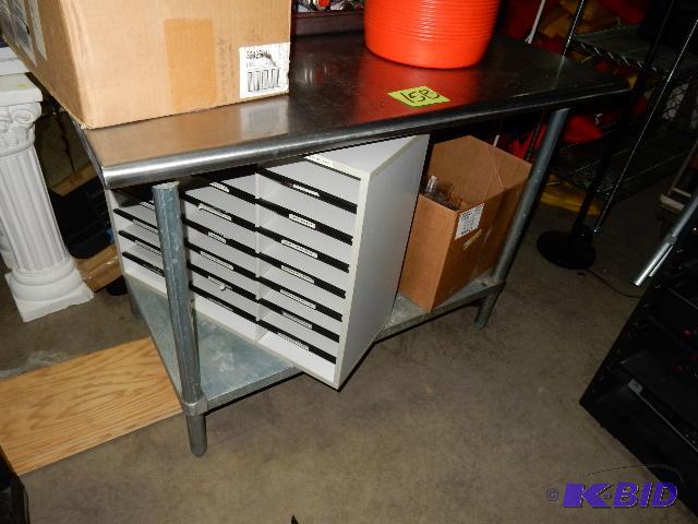 lot 15B image: Stainless Steel Table with shelf