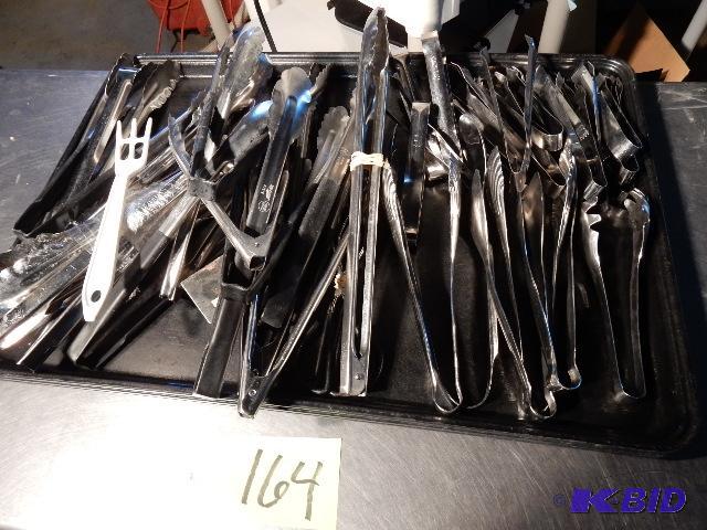 lot 164 image: large lot of tongs