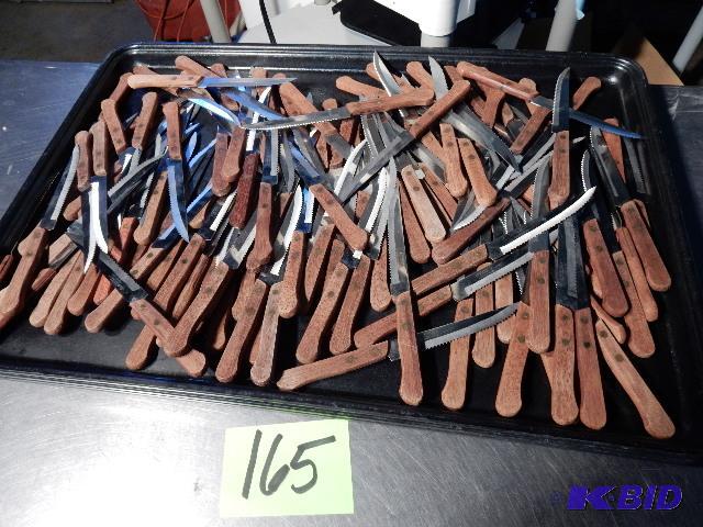 lot 165 image: 132 NEXT DAY GOURMET, Steak Knives