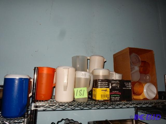 lot 181 image: Large lot of Plastic pitchers