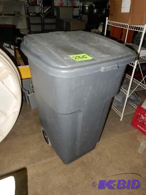 lot 235 image: Garbage bin