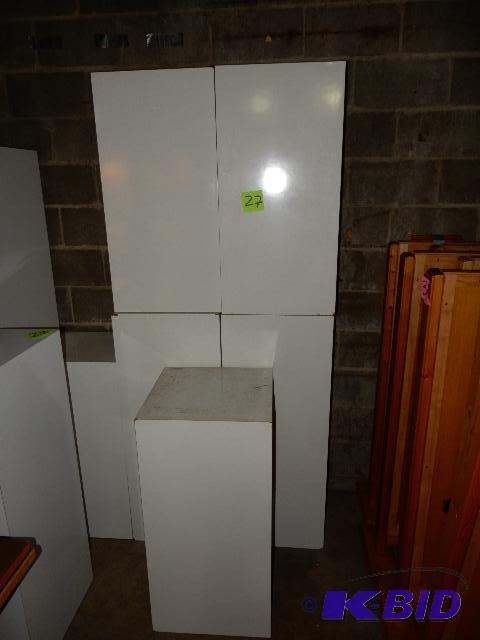 lot 27 image: White Laminate Staging Blocks