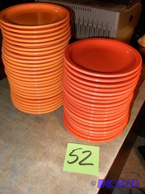 lot 52 image: Syracuse Plates, Glass