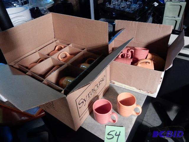 lot 54 image: Cantina Mugs, Glass
