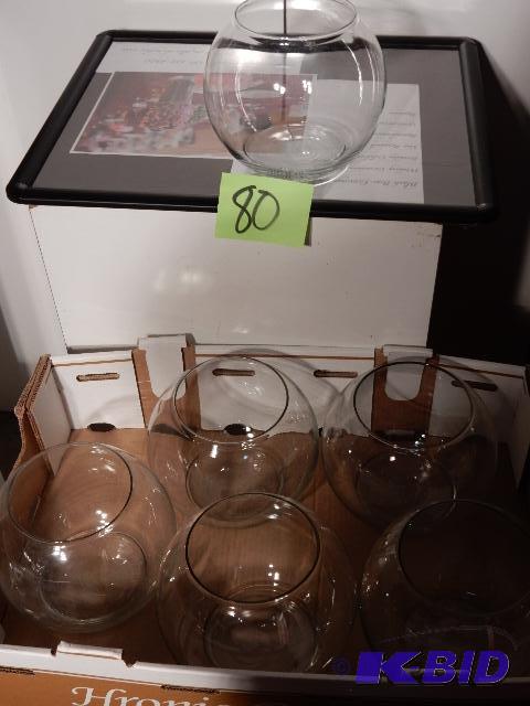 lot 80 image: Globe Vases