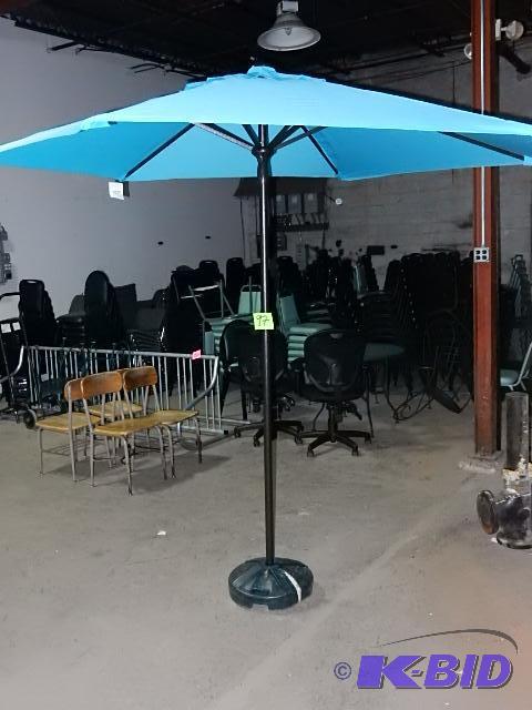 lot 97 image: OUTDOOR OASIS Umbrella