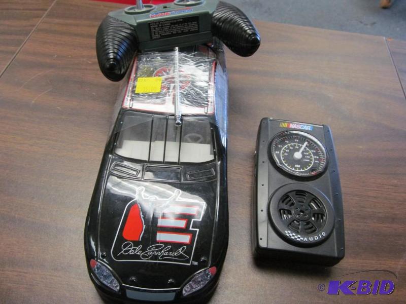 lot 27 image: Dale Earnhardt Radio Controlled Car & NASCAR Radio