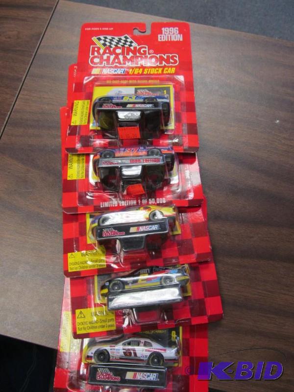 lot 44 image: Lot of 5 1996 Racing Champions 164 NASCAR Diecast