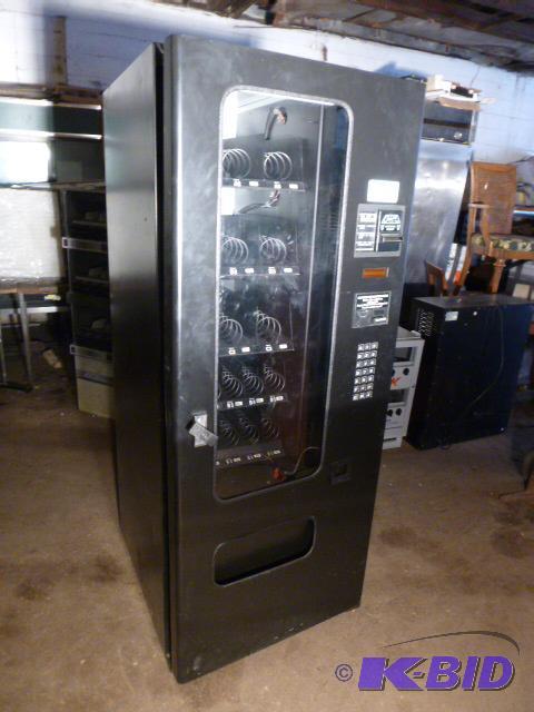 Nana Vending Machine Model 3039 - Coin Co. mo...