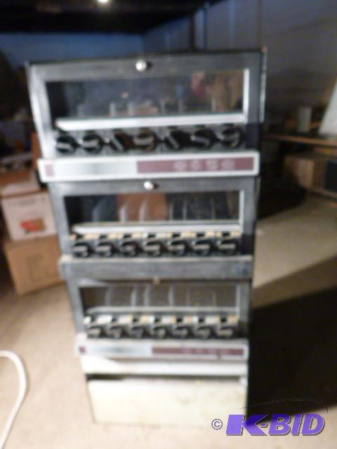 21 Selection Vending Machine No key - 54 12&...