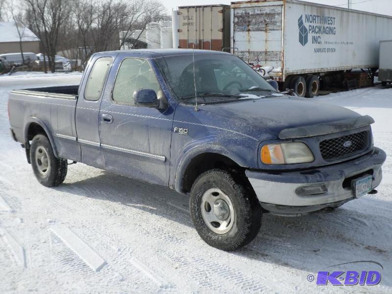 lot 1 image: 1997 Ford F.150 XLT, 4.6Liter V8 Gas Engine, ...