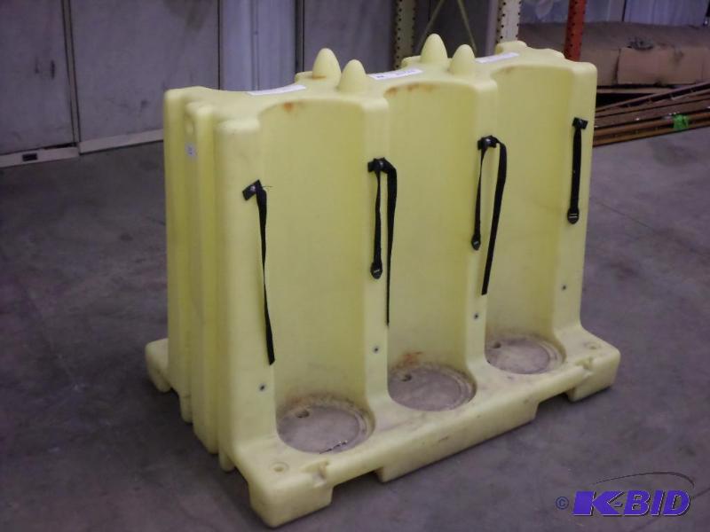 lot 13 image: Enpac 6-Cylinder Rack, 48&quotx31&quotx41&q...