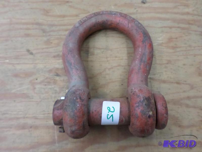 lot 25 image: Industrial 30-Ton Clevice...